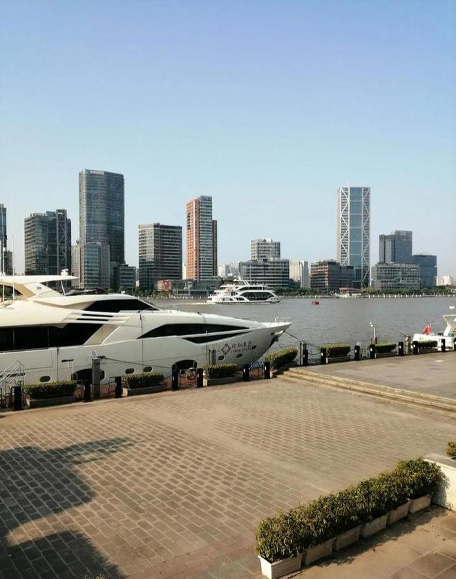 员工被逼“裸辞”老板被曝跑路有黑料曝光尊龙AG人生就是博上海千亿集团暴雷!(图7) 员工被逼“裸辞”老板被曝跑路有黑料曝光尊龙AG人生就是博上海千亿集团暴雷!(图7)